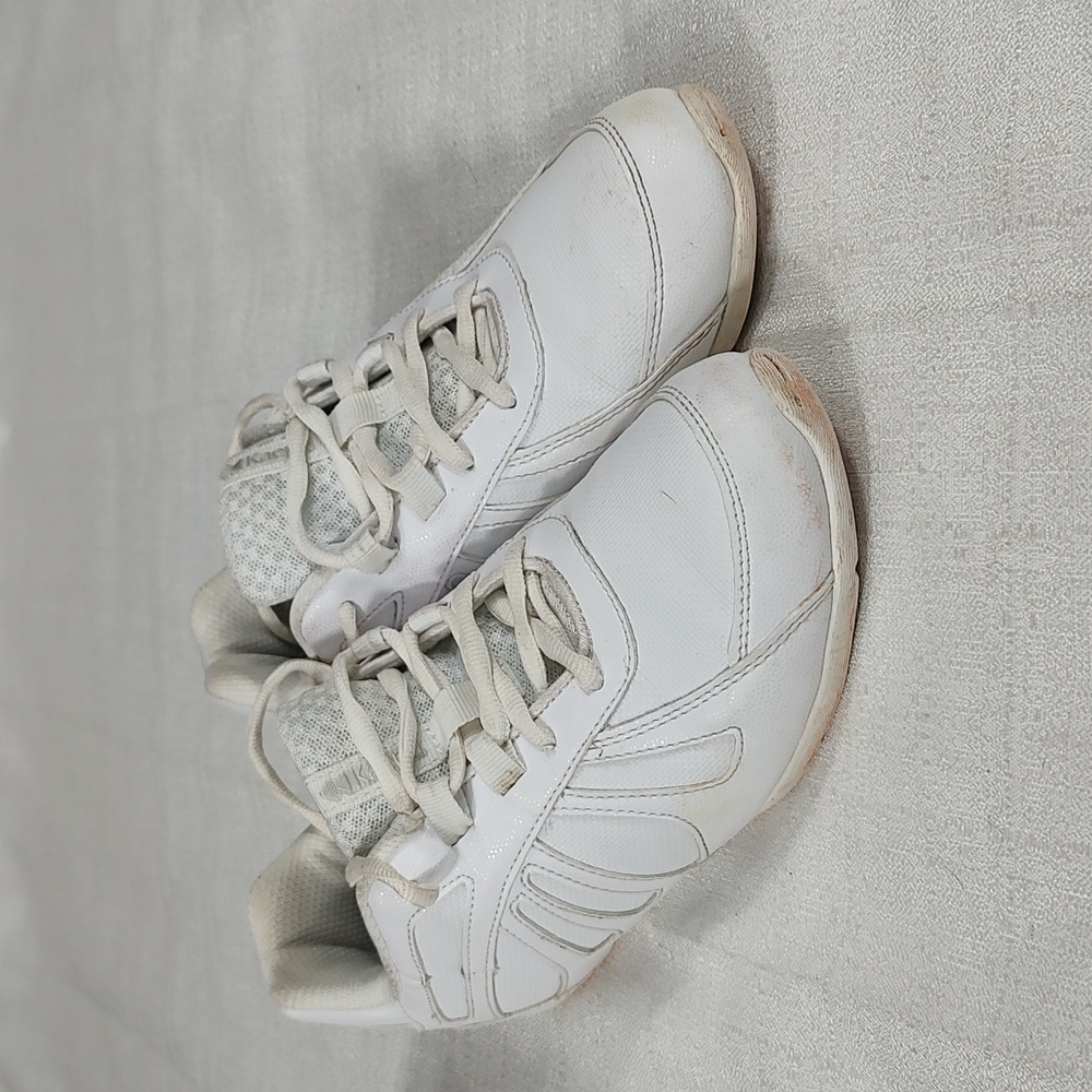 Kaepa Touchup Cheerleading Lightweight White Athletic Sports Shoes Size 6